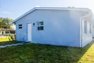 2710 NW 24th Ave, Oakland Park, FL 33311 - Photo 23