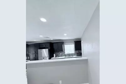 2710 NW 24th Avenue #1-2, Oakland Park, FL 33311 - Photo 7