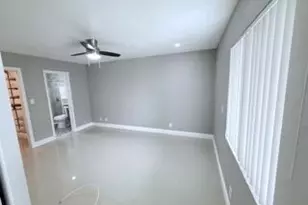 2710 NW 24th Ave, Oakland Park, FL 33311 - Photo 19