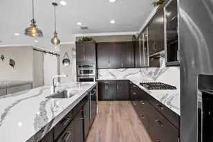 953 Hookline Cir, The Acreage, FL 33470 - Photo 9