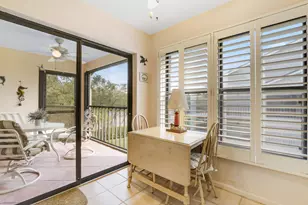 2206 S Fairway Dr S, Jupiter, FL 33477 - Photo 11