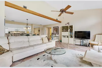 2206 S Fairway Dr S, Jupiter, FL 33477 - Photo 5