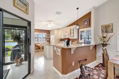 8240 Waterline Drive, Boynton Beach, FL 33472 - Photo 13