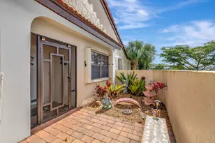 8240 Waterline Dr, Boynton Beach, FL 33472 - Photo 3