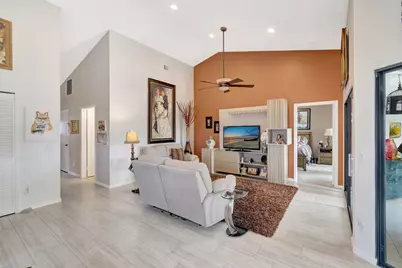 8240 Waterline Drive, Boynton Beach, FL 33472 - Photo 7