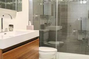 1830 Embassy Dr, West Palm Beach, FL 33401 - Photo 15