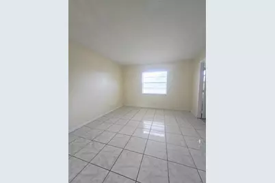 3196 49th Lane S, Lake Worth Beach, FL 33461 - Photo 5