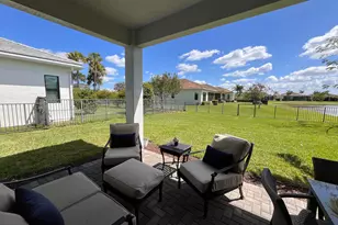 5663 St Armands Way, The Acreage, FL 33470 - Photo 13