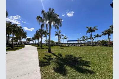 5663 Saint Armands Way, The Acreage, FL 33470 - Photo 23