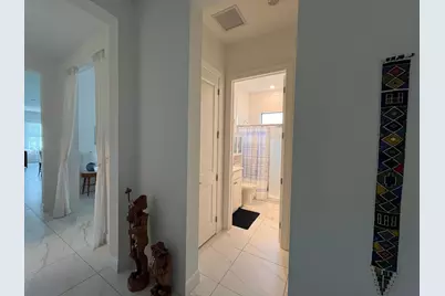 5663 Saint Armands Way, The Acreage, FL 33470 - Photo 19