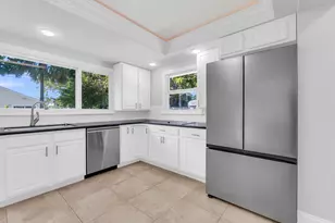 1180 SW 17th St, Boca Raton, FL 33486 - Photo 11