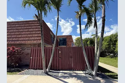 1420 Augusta Circle #125, Delray Beach, FL 33445 - Photo 3