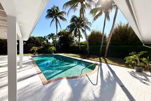 2015 Notre Dame Dr, Lake Worth Beach, FL 33460 - Photo 3