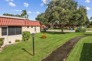 811 Salem Ln, Greenacres, FL 33467 - Photo 5