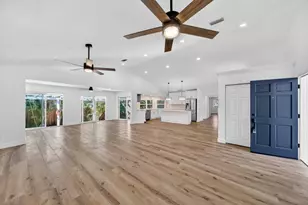 2366 SE Country Club Ln, Stuart, FL 34996 - Photo 31