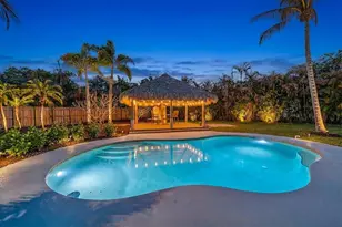 2366 SE Country Club Ln, Stuart, FL 34996 - Photo 3