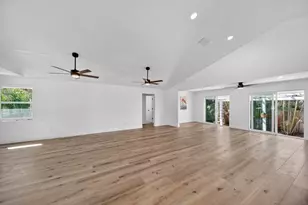 2366 SE Country Club Ln, Stuart, FL 34996 - Photo 29