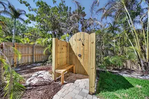 2366 SE Country Club Ln, Stuart, FL 34996 - Photo 37