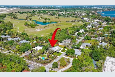 2366 SE Country Club Lane, Stuart, FL 34996 - Photo 9