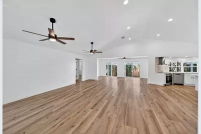 2366 SE Country Club Lane, Stuart, FL 34996 - Photo 27