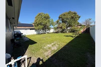 5101 SW 24th Street, West Park, FL 33023 - Photo 29