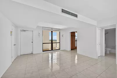 134 Lakeshore Drive #T14, North Palm Beach, FL 33408 - Photo 5