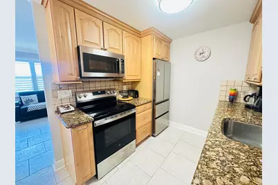 310 Grantham A, Deerfield Beach, FL 33442 - Photo 7
