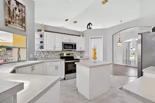 544 SE Nome Dr, Port Saint Lucie, FL 34984 - Photo 21