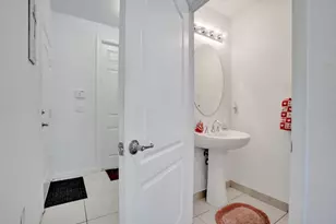 5889 Monterra Club Dr, Lake Worth, FL 33463 - Photo 9