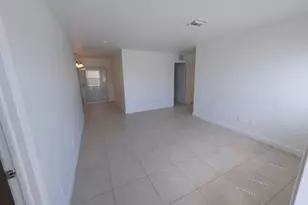 3251 NW 13th Ct, Fort Lauderdale, FL 33311 - Photo 3