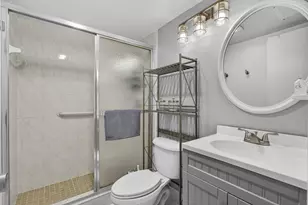 155 Windsor G, West Palm Beach, FL 33417 - Photo 13