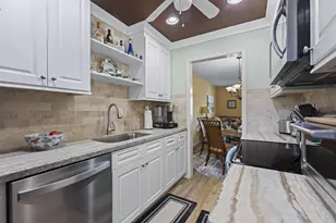 5473 SE Miles Grant Rd, Stuart, FL 34997 - Photo 5