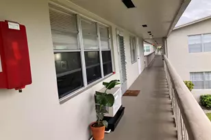 302 Northampton O, West Palm Beach, FL 33417 - Photo 3