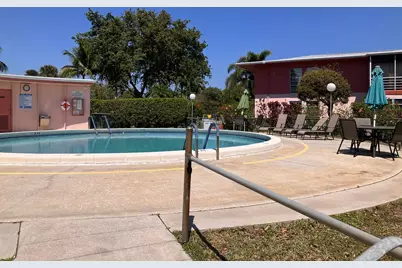 17 Golfs Edge #D, West Palm Beach, FL 33417 - Photo 19