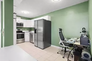 2025 SW Silver Pine Way, Palm City, FL 34990 - Photo 7