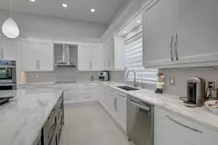 19211 N Creekshore Ct, Boca Raton, FL 33498 - Photo 7