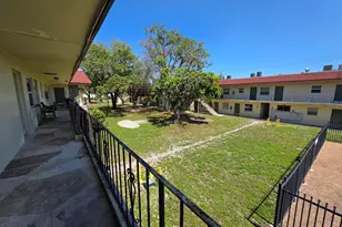 4760 NW 24th Ct, Lauderdale Lakes, FL 33313 - Photo 15