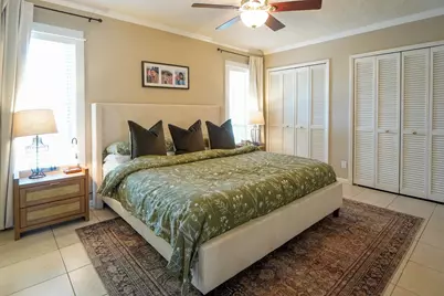 120 W Swan Pkwy W, Royal Palm Beach, FL 33411 - Photo 11