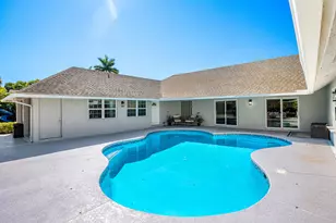 8811 Pinion Dr, Wellington, FL 33467 - Photo 33