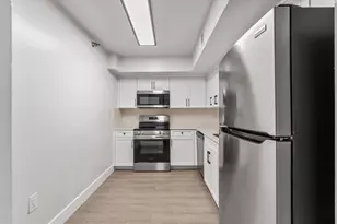 100 Kings Point Dr, Sunny Isles Beach, FL 33160 - Photo 3