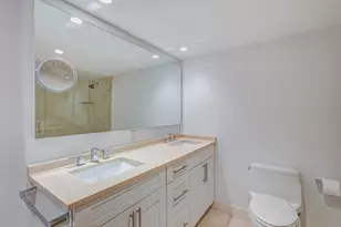 5510 N Ocean Dr, Singer Island, FL 33404 - Photo 41