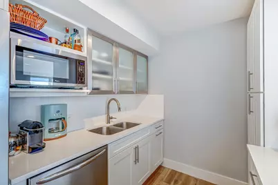 5510 N Ocean Drive #24d, Singer Island, FL 33404 - Photo 7