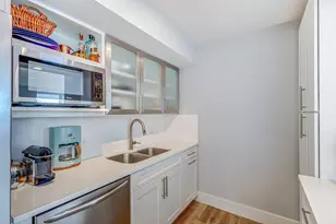 5510 N Ocean Dr, Singer Island, FL 33404 - Photo 7