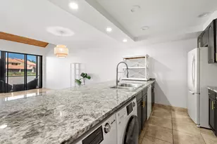 216 Old Meadow Way, Palm Beach Gardens, FL 33418 - Photo 13