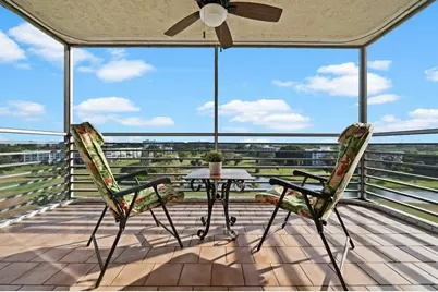 3520 Oaks Way #903, Pompano Beach, FL 33069 - Photo 7