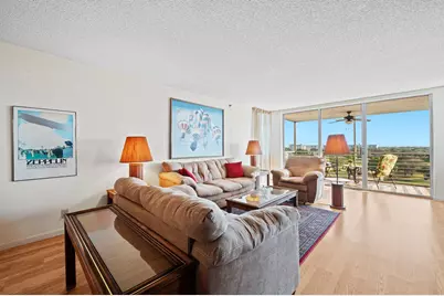 3520 Oaks Way #903, Pompano Beach, FL 33069 - Photo 3