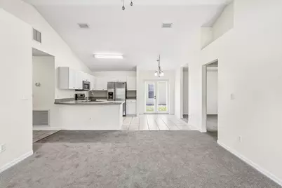 204 SW 14th St Street SW #1, Vero Beach, FL 32962 - Photo 13