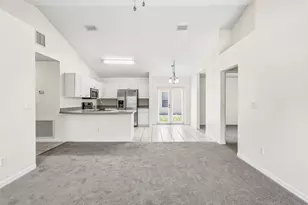 204 SW 14th St Street SW, Vero Beach, FL 32962 - Photo 13