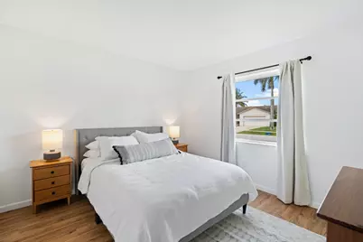 1019 Larch Way, Wellington, FL 33414 - Photo 15