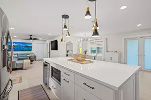 9165 SE Yacht Club Cir, Hobe Sound, FL 33455 - Photo 7